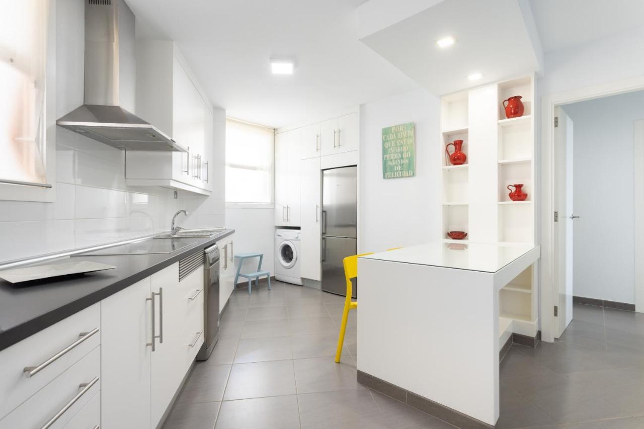 Апартаменты Frontline Penthouse With Heated Pool And Parking Лос Кристианос Экстерьер фото