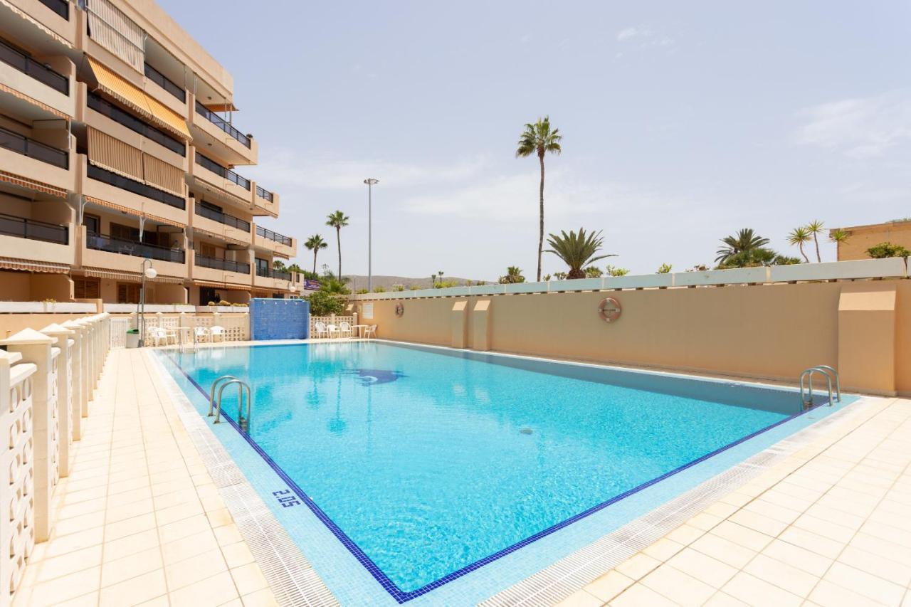 Апартаменты Frontline Penthouse With Heated Pool And Parking Лос Кристианос Экстерьер фото